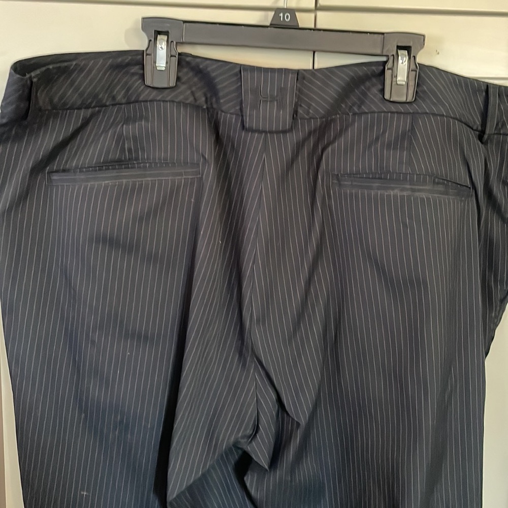 Dress pants - Picture 3 of 5